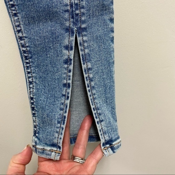 BARBARA High Waist Skinny PRE-FALL 21 Crop - Picture 4 of 11